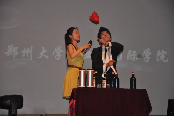 说明: http://218.198.32.22:8080/_vsl/7E0E133F6E257A6EBC5683C6C28181E8/C52A40E9/174DC?e=.jpg